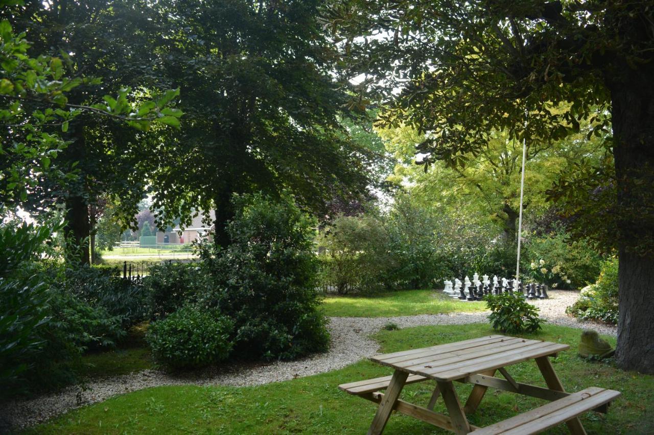 Bed and Breakfast Tintaglia, Betaalbaar En Gastvrij Stadskanaal Exterior foto